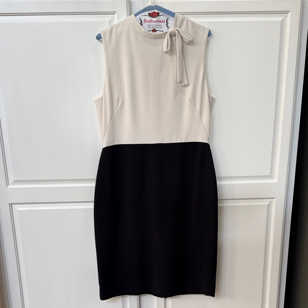 Sleeveless Two-Tone Bow Neck Midi Dress - Cream & Black